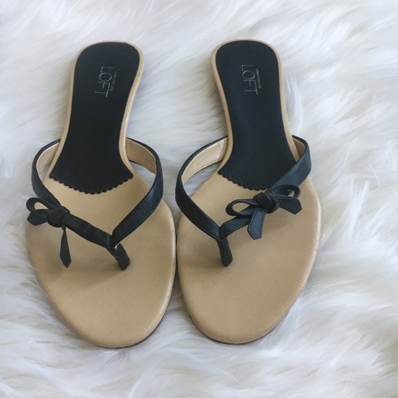 $79 Retail Loft shoes - Picture 3 of 6